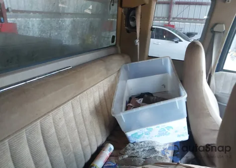 1994 GMC Sierra K1500 from USA, damaged, VIN 2GTEK19K2R1579505